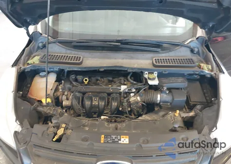 2013 Ford Escape S z USA, uszkodzony, nr VIN 1FMCU0F74DUD30496